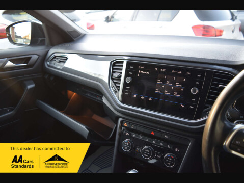 Volkswagen T-Roc 1.5 T-Roc R-Line TSi Evo Semi-Auto 5dr 67