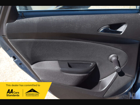 Vauxhall Astra 1.6 Astra SRI 5dr 22