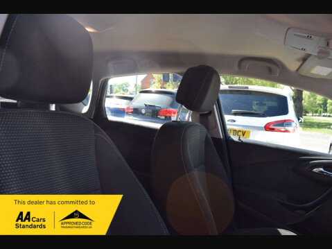 Vauxhall Astra 1.6 Astra SRI 5dr 31