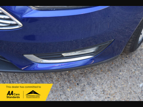 Ford Focus 1.0 Focus Titanium 5dr 12