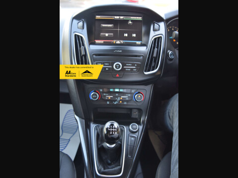 Ford Focus 1.0 Focus Titanium 5dr 46