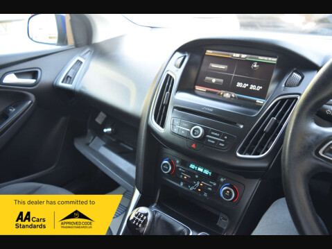 Ford Focus 1.0 Focus Titanium 5dr 55