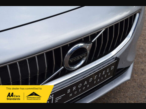 Volvo V40 2.0 V40 Inscription D2 5dr 9