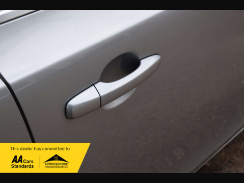 Volvo V40 2.0 V40 Inscription D2 5dr 17
