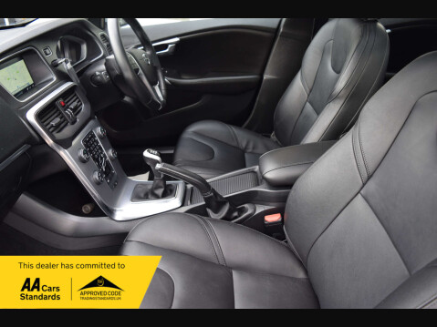 Volvo V40 2.0 V40 Inscription D2 5dr 29