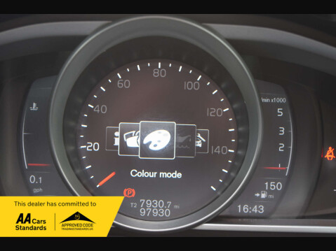 Volvo V40 2.0 V40 Inscription D2 5dr 50