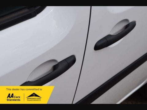 Nissan NV250 1.5 NV250 Acenta dCi 14