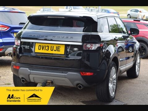 Land Rover Range Rover Evoque 2.2 Range Rover Evoque Prestige SD4 Auto 4WD 5dr 3