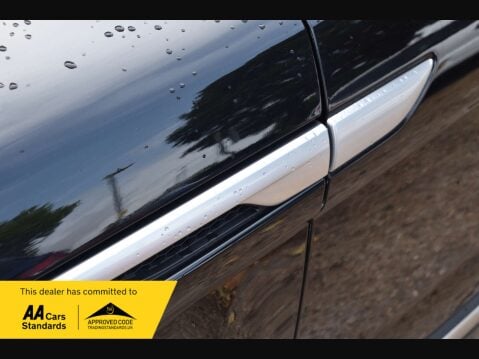Land Rover Range Rover Evoque 2.2 Range Rover Evoque Prestige SD4 Auto 4WD 5dr 13