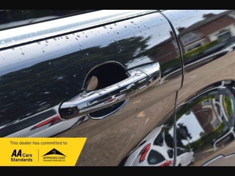 Land Rover Range Rover Evoque 2.2 Range Rover Evoque Prestige SD4 Auto 4WD 5dr 16