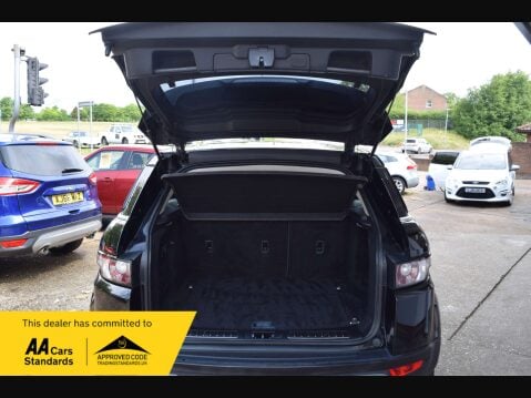 Land Rover Range Rover Evoque 2.2 Range Rover Evoque Prestige SD4 Auto 4WD 5dr 26