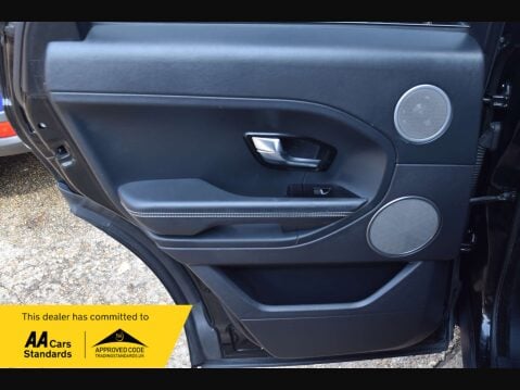 Land Rover Range Rover Evoque 2.2 Range Rover Evoque Prestige SD4 Auto 4WD 5dr 33
