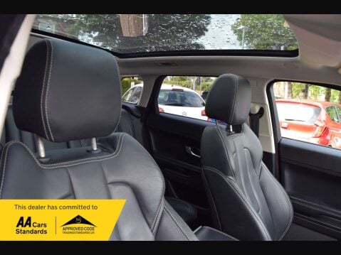Land Rover Range Rover Evoque 2.2 Range Rover Evoque Prestige SD4 Auto 4WD 5dr 40