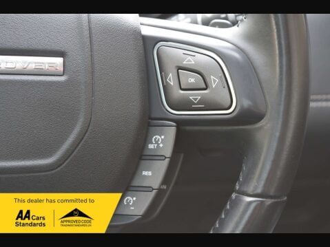 Land Rover Range Rover Evoque 2.2 Range Rover Evoque Prestige SD4 Auto 4WD 5dr 47
