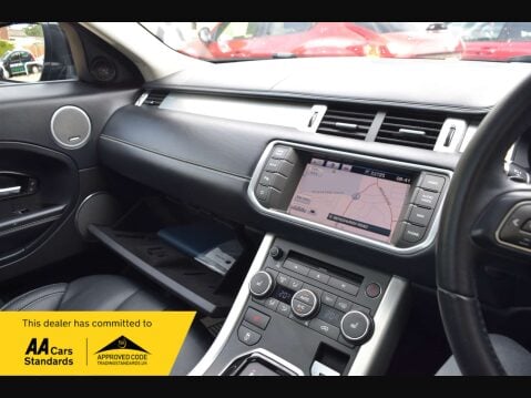 Land Rover Range Rover Evoque 2.2 Range Rover Evoque Prestige SD4 Auto 4WD 5dr 63