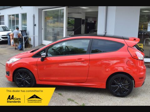 Ford Fiesta 1.0 Fiesta Zetec S Red Edition 3dr 6