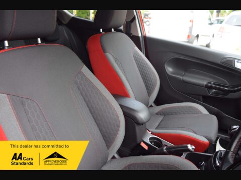 Ford Fiesta 1.0 Fiesta Zetec S Red Edition 3dr 37