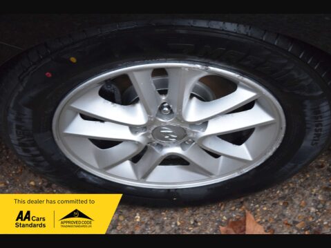 Hyundai i30 1.6 i30 Active Blue Drive CRDi 5dr 24