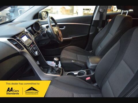 Hyundai i30 1.6 i30 Active Blue Drive CRDi 5dr 32