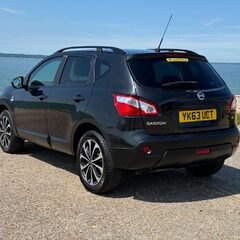 Nissan Qashqai 1.6 dCi 360 SUV 5dr Diesel Manual 4WD Euro 5 (s/s) (130 ps) 2