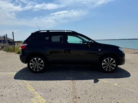 Nissan Qashqai 1.6 dCi 360 SUV 5dr Diesel Manual 4WD Euro 5 (s/s) (130 ps) 8