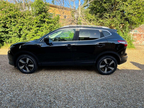 Nissan Qashqai 1.5 dCi n-tec+ SUV 5dr Diesel Manual 2WD Euro 5 (s/s) (110 ps) 50
