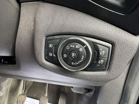 Ford Transit Connect 1.6 TDCi 240 Limited Panel Van 5dr Diesel Manual L2 H1 (128 g/km, 113 bhp) 59