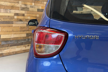 Hyundai i10 1.0 SE Hatchback 5dr Petrol Manual Euro 6 (67 ps) 37