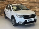 Dacia Sandero Stepway 0.9 TCe Laureate Hatchback 5dr Petrol Manual Euro 6 (s/s) (90 ps)