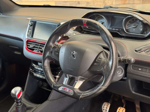 Peugeot 208 1.6 THP GTi Hatchback 3dr Petrol Manual Euro 5 (200 ps) 35