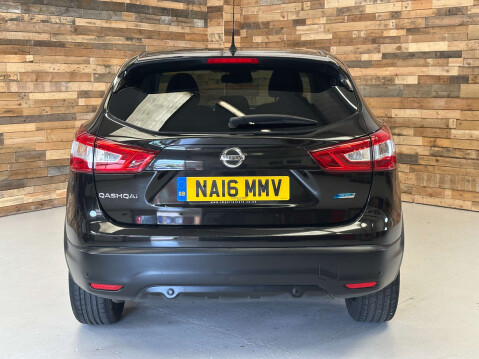 Nissan Qashqai 1.5 dCi N-Connecta SUV 5dr Diesel Manual 2WD Euro 6 (s/s) (110 ps) 4