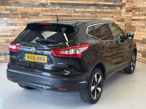 Nissan Qashqai 1.5 dCi N-Connecta SUV 5dr Diesel Manual 2WD Euro 6 (s/s) (110 ps) 36