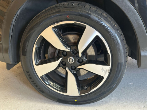 Nissan Qashqai 1.5 dCi N-Connecta SUV 5dr Diesel Manual 2WD Euro 6 (s/s) (110 ps) 62