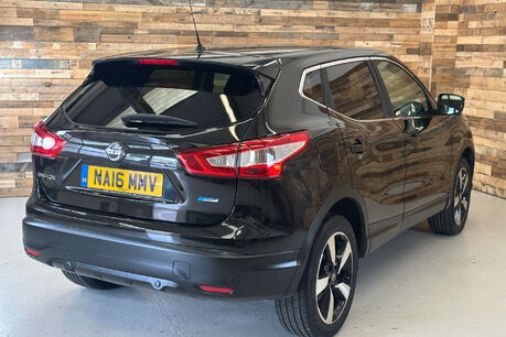 Nissan Qashqai 1.5 dCi N-Connecta SUV 5dr Diesel Manual 2WD Euro 6 (s/s) (110 ps) 36