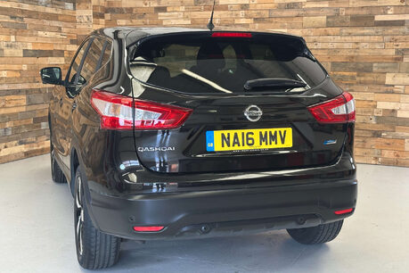 Nissan Qashqai 1.5 dCi N-Connecta SUV 5dr Diesel Manual 2WD Euro 6 (s/s) (110 ps) 2