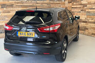 Nissan Qashqai 1.5 dCi N-Connecta SUV 5dr Diesel Manual 2WD Euro 6 (s/s) (110 ps) 6
