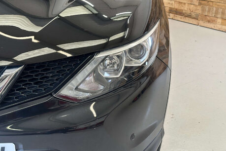 Nissan Qashqai 1.5 dCi N-Connecta SUV 5dr Diesel Manual 2WD Euro 6 (s/s) (110 ps) 14
