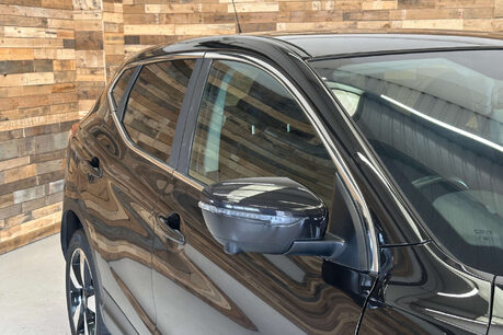 Nissan Qashqai 1.5 dCi N-Connecta SUV 5dr Diesel Manual 2WD Euro 6 (s/s) (110 ps) 20