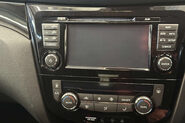 Nissan Qashqai 1.5 dCi N-Connecta SUV 5dr Diesel Manual 2WD Euro 6 (s/s) (110 ps) 38