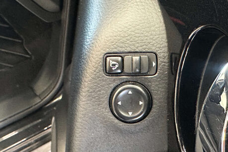 Nissan Qashqai 1.5 dCi N-Connecta SUV 5dr Diesel Manual 2WD Euro 6 (s/s) (110 ps) 47