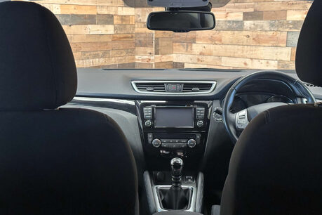 Nissan Qashqai 1.5 dCi N-Connecta SUV 5dr Diesel Manual 2WD Euro 6 (s/s) (110 ps) 73