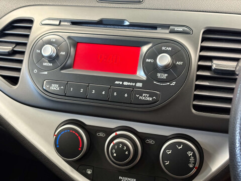 Kia Picanto 1.0 1 Hatchback 5dr Petrol Manual Euro 5 (68 bhp) 52