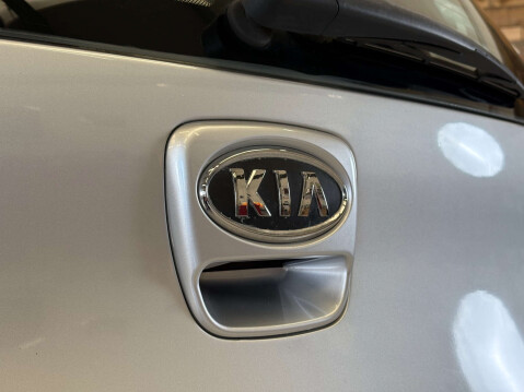 Kia Picanto 1.0 1 Hatchback 5dr Petrol Manual Euro 5 (68 bhp) 63