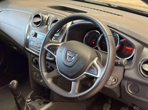 Dacia Sandero 1.0 SCe Ambiance Hatchback 5dr Petrol Manual Euro 6 (75 ps) 8