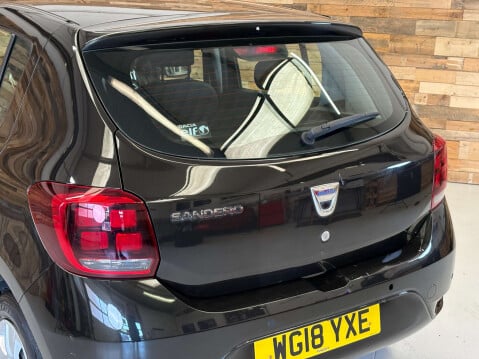 Dacia Sandero 1.0 SCe Ambiance Hatchback 5dr Petrol Manual Euro 6 (75 ps) 22