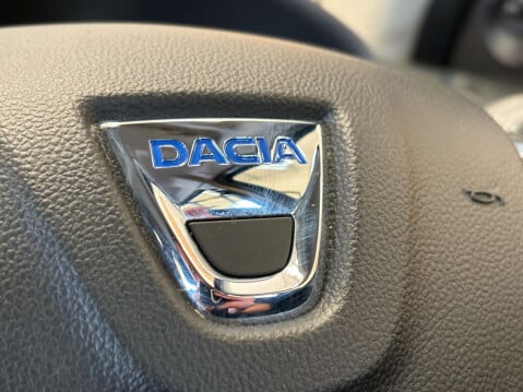 Dacia Sandero 1.0 SCe Ambiance Hatchback 5dr Petrol Manual Euro 6 (75 ps) 39