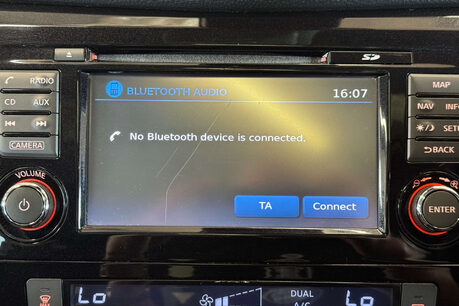 Nissan Qashqai 1.5 dCi n-tec+ SUV 5dr Diesel Manual 2WD Euro 5 (s/s) (110 ps) 31
