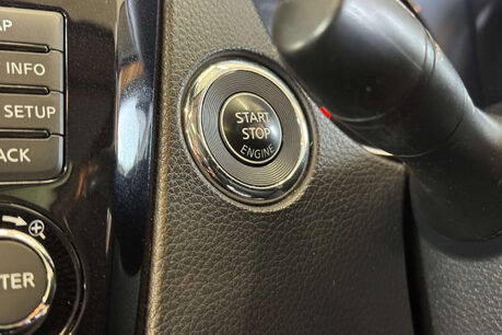 Nissan Qashqai 1.5 dCi n-tec+ SUV 5dr Diesel Manual 2WD Euro 5 (s/s) (110 ps) 33