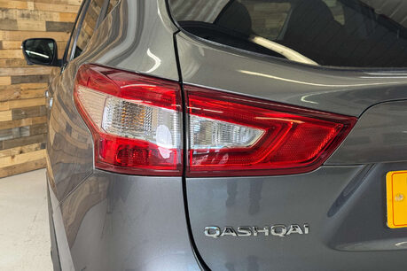 Nissan Qashqai 1.5 dCi n-tec+ SUV 5dr Diesel Manual 2WD Euro 5 (s/s) (110 ps) 73