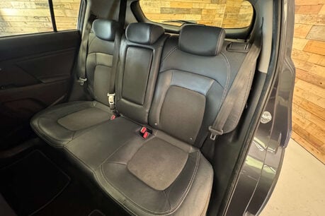 Kia Sportage 1.6 GDi EcoDynamics 2 SUV 5dr Petrol Manual 2WD Euro 5 (s/s) (133 bhp) 81